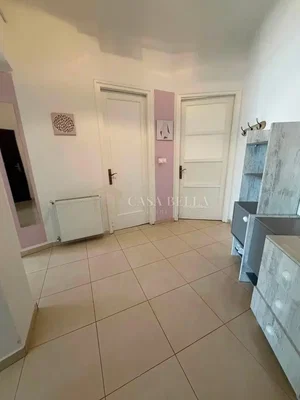 Garderobe; fliesenboden