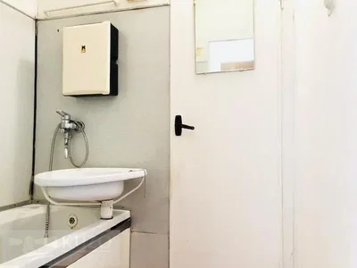 Toalet; bojler, pločice