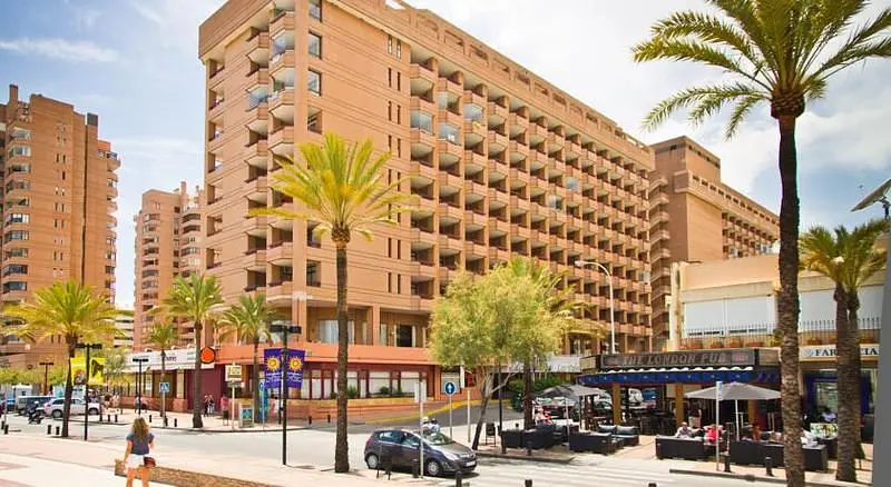 Huis en omgeving; uitzicht, natuurlijk licht