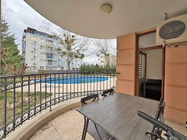 Balcon; vue, carrelage