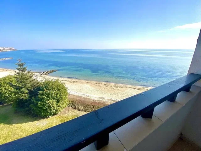 Balcon; vue, lumière naturelle