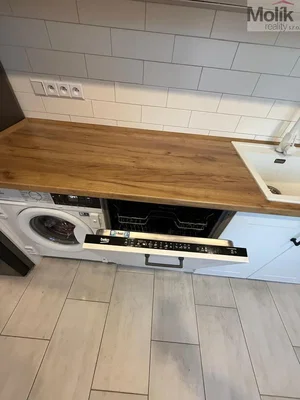 Kitchen; tile floor, kitchen appliances