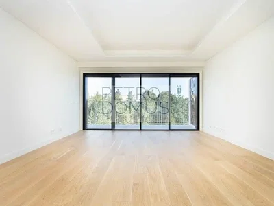 Wohnzimmer; holzboden, tageslicht, blick