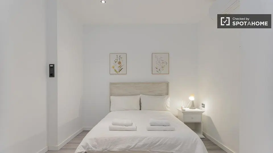 Slaapkamer; natuurlijk licht, moderne stijl