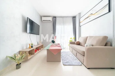 Soggiorno; luce naturale, stile moderno