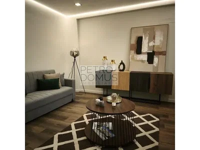 Oturma odası; ahşap zemin, modern stil, doğal ışık