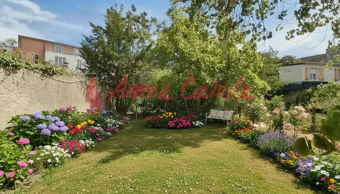 Kuća i okolina; prirodna svjetlost