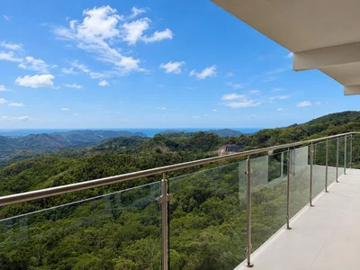 Balkon; výhled, přirozené světlo