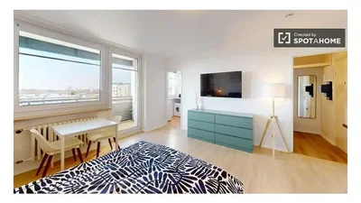 Quarto; vista, luz natural