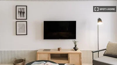 Wohnzimmer; moderner stil, tageslicht