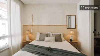 Schlafzimmer; tageslicht, moderner stil