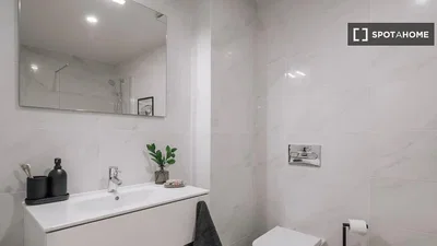 Toilette; renoviert, tageslicht