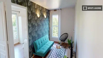 Oturma odası; doğal ışık, modern stil