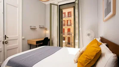 Dormitorio; luz natural, vista