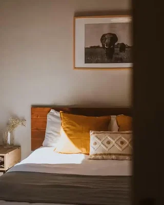 Dormitorio; luz natural, estilo moderno