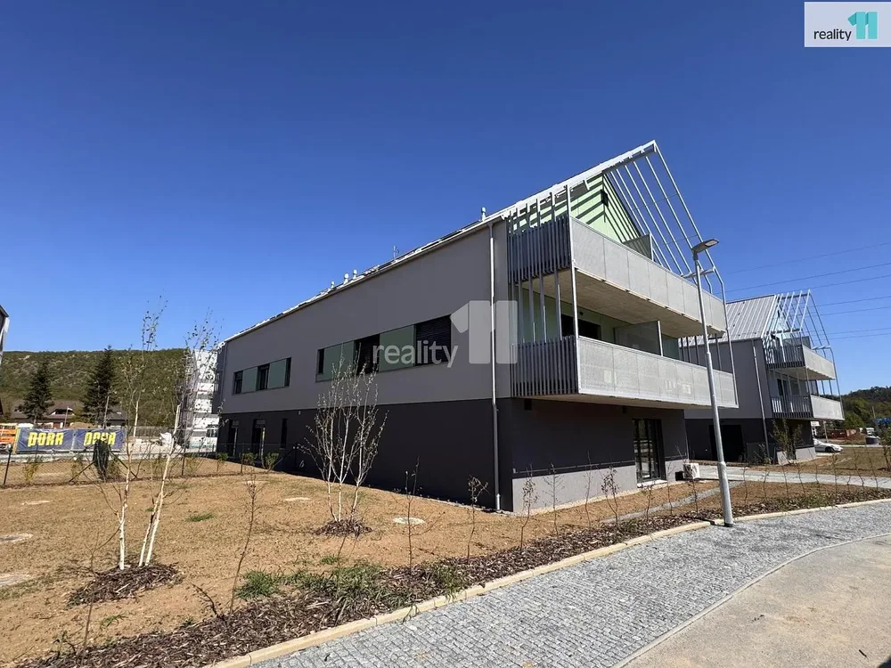 Casa e arredores