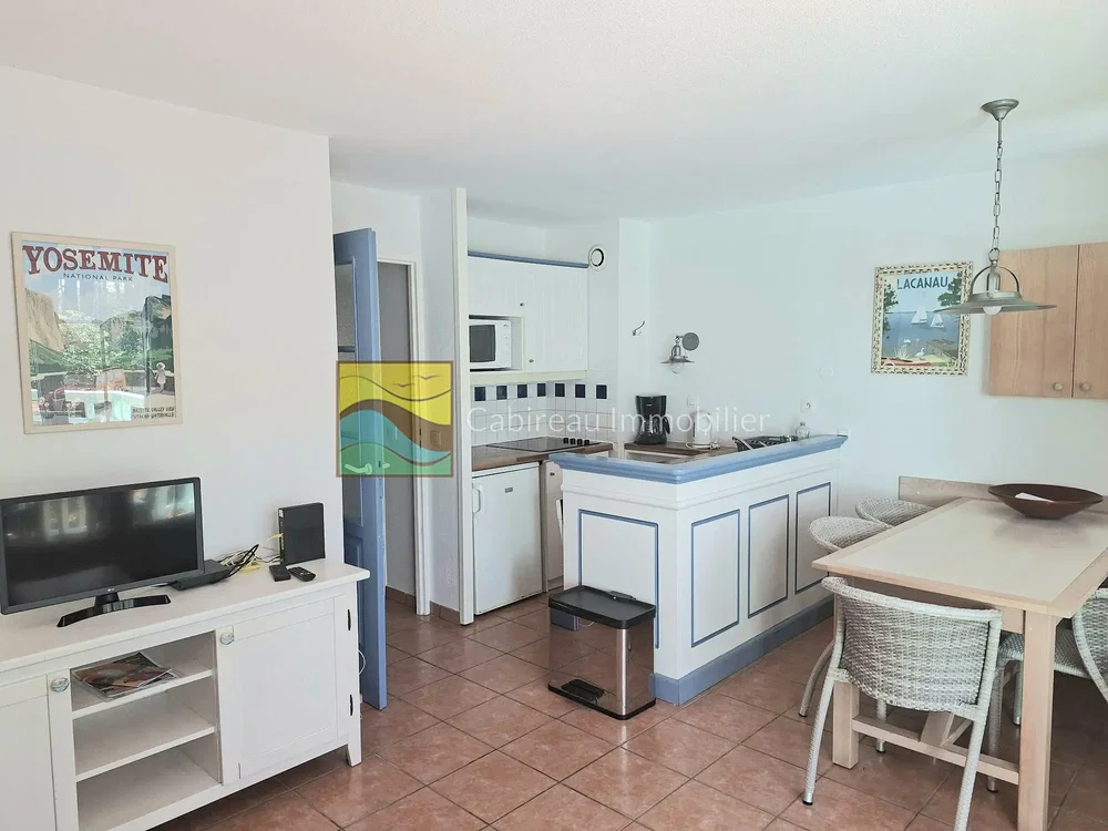 Cuisine; carrelage, électroménager