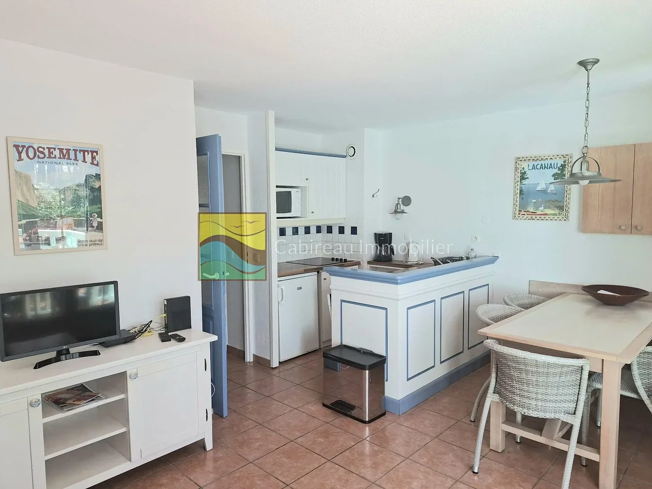 Cuisine; carrelage, électroménager