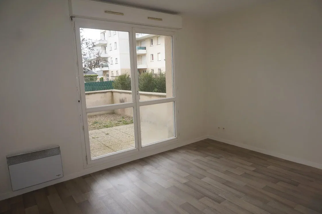 Autre; parquet, lumière naturelle