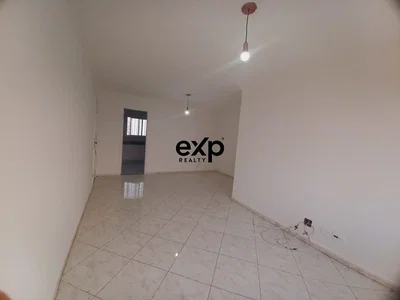 Autre; carrelage, nécessite rénovation