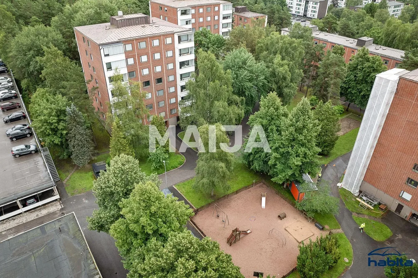 House and surroundings