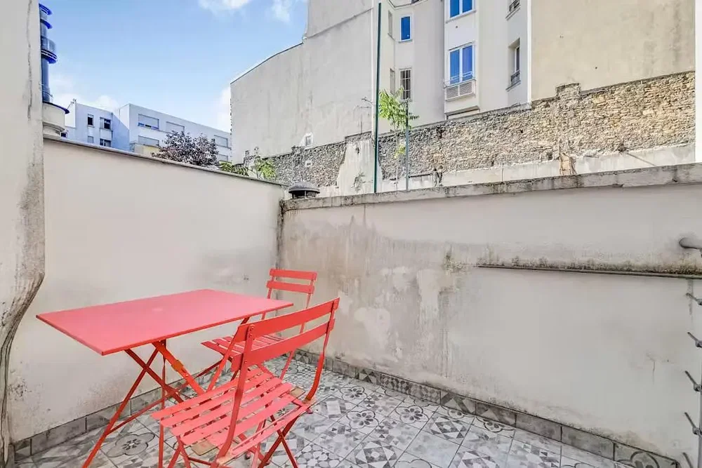 Terrasse; vue, carrelage, lumière naturelle