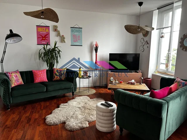 Dnevna soba; prirodno svjetlo, moderni stil