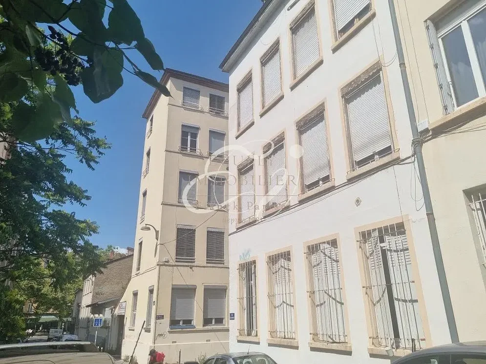 Casa e arredores