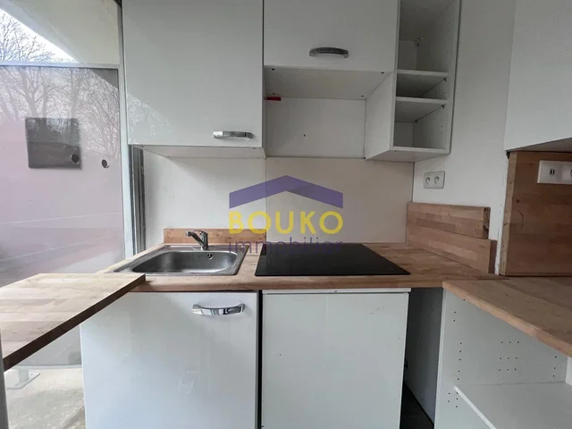 Kuhinja; kuhinjski aparati, prirodno svjetlo