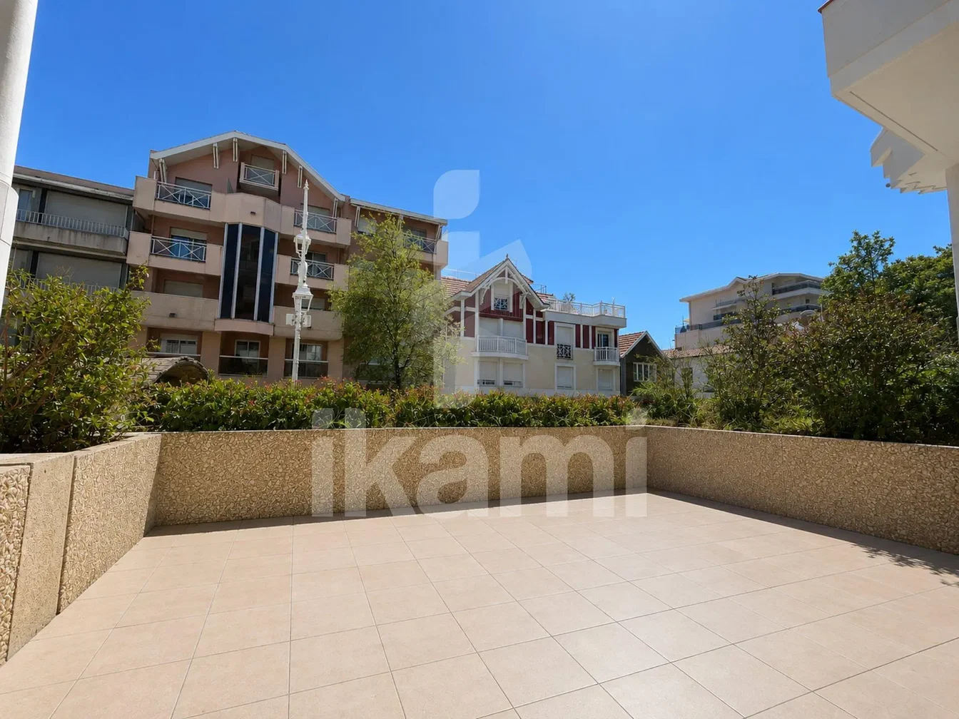 Terrace; tile floor, view, natural light