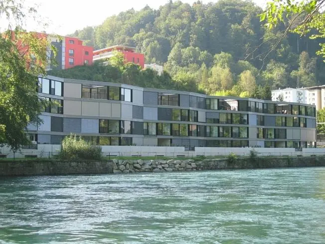 Haus und umgebung; blick, tageslicht