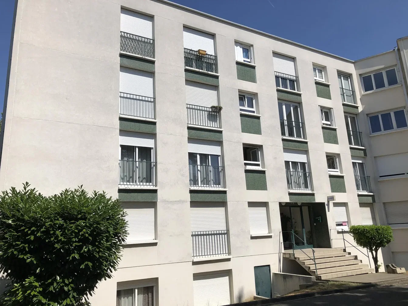 Maison et environs