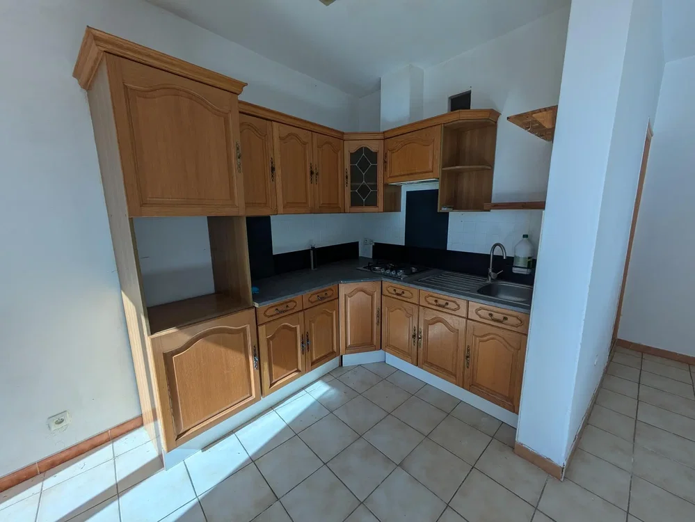Cuisine; carrelage, électroménager