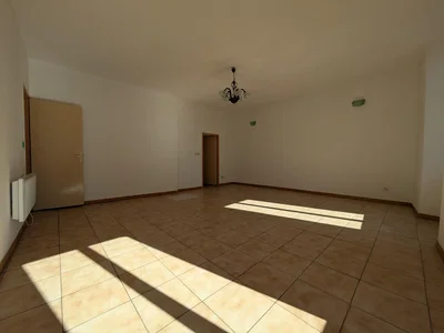 Autre; carrelage, lumière naturelle