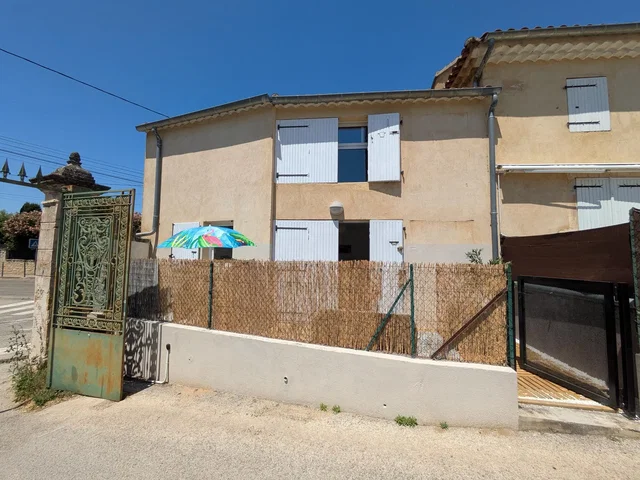 Maison et environs
