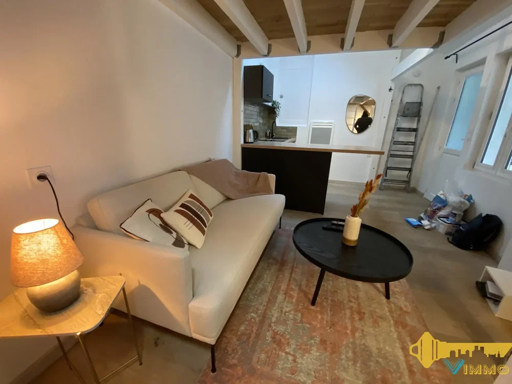 Soggiorno; luce naturale, stile moderno