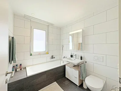 Bagno; pavimento in piastrelle