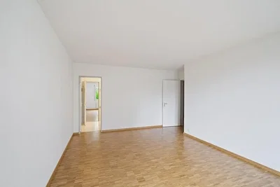 Otro; suelo de madera, luz natural