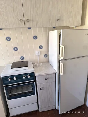 Cuisine; électroménager, carrelage
