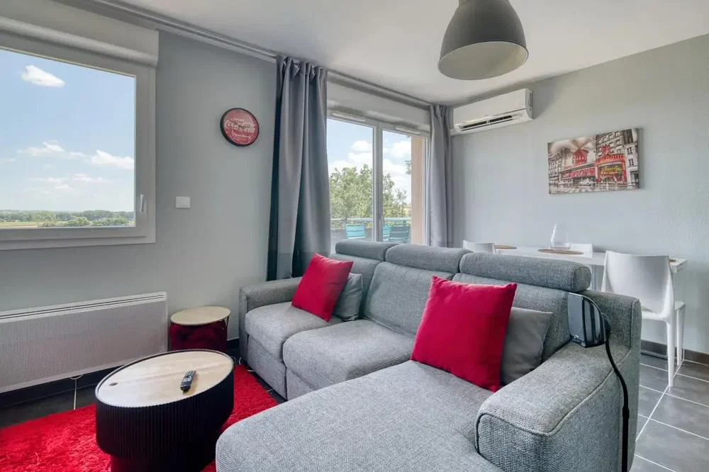 Wohnzimmer; blick, tageslicht, moderner stil