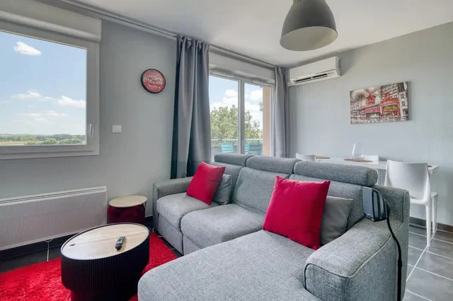 Wohnzimmer; blick, tageslicht, moderner stil