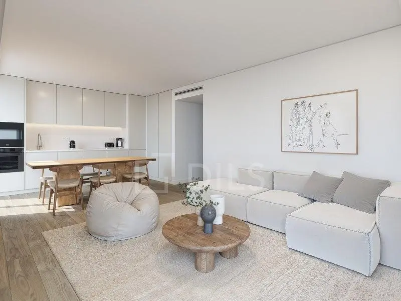 Living room; wood floor, natural light, modern style