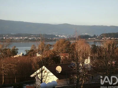 Casa e dintorni; vista, luce naturale