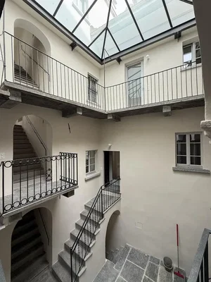Overig; hoge plafonds, natuurlijk licht