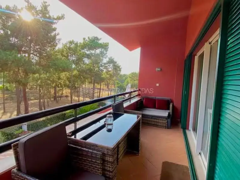 Balkon; doğal ışık, manzara