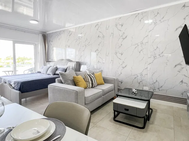 Bedroom; natural light, tile floor