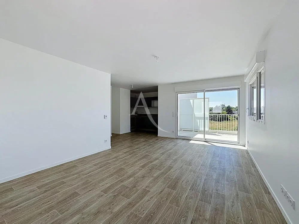 Living room; natural light, wood floor