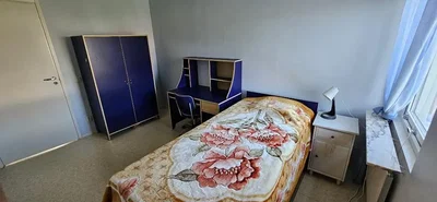 Chambre; parquet, lumière naturelle