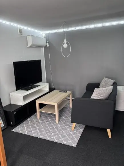 Soggiorno; luce naturale, stile moderno