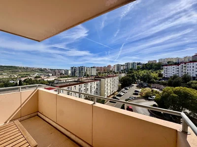 Balkon; pogled, prirodno svjetlo